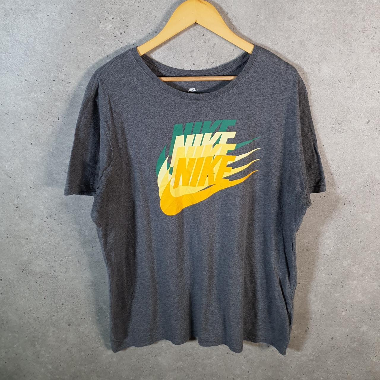Vintage Nike Club Graphic Spellout T Shirt Men’s XL Grey Swoosh Athletic