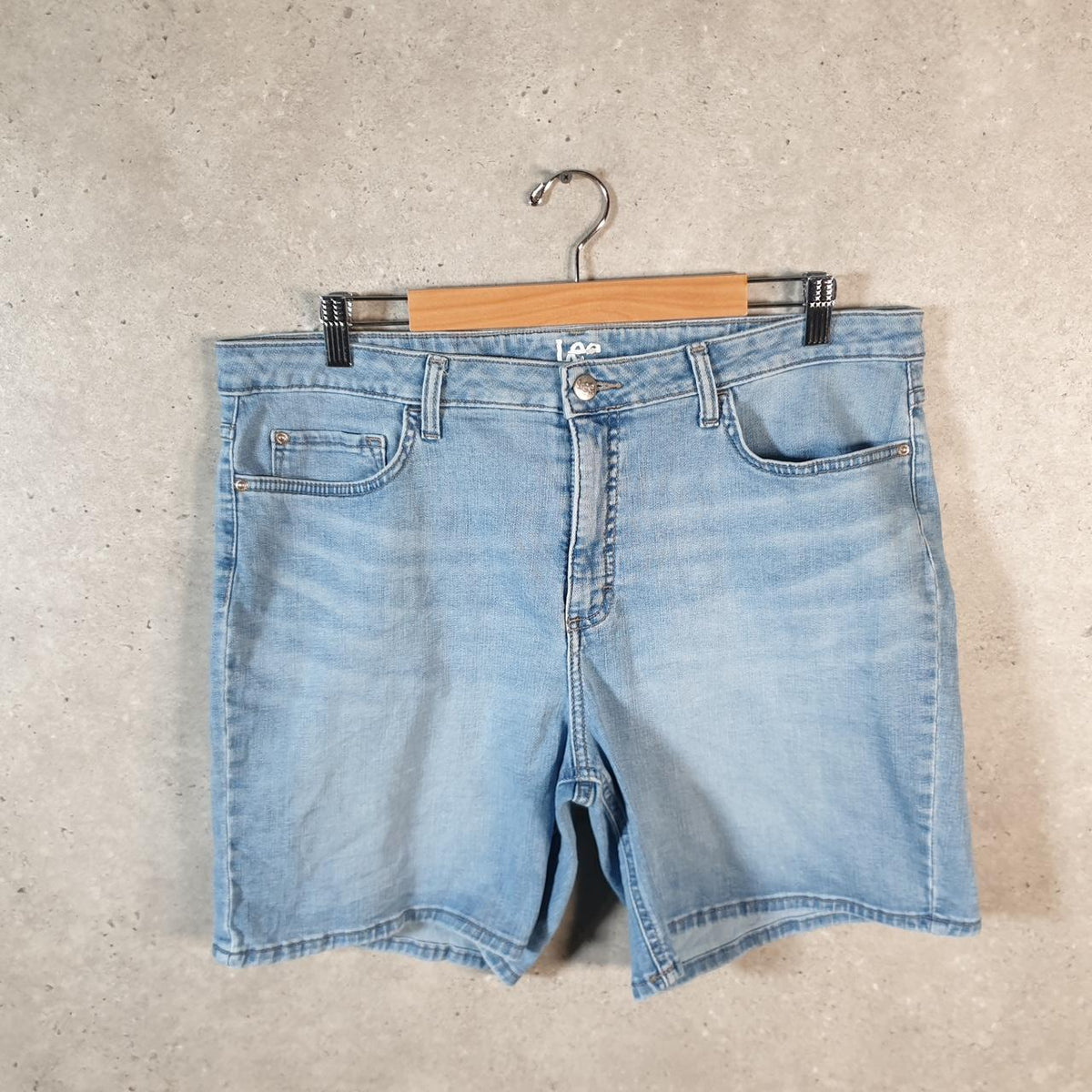 Vintage Lee Baggy Shorts Jorts Cargo Womens W36 Blue Relaxed Denim