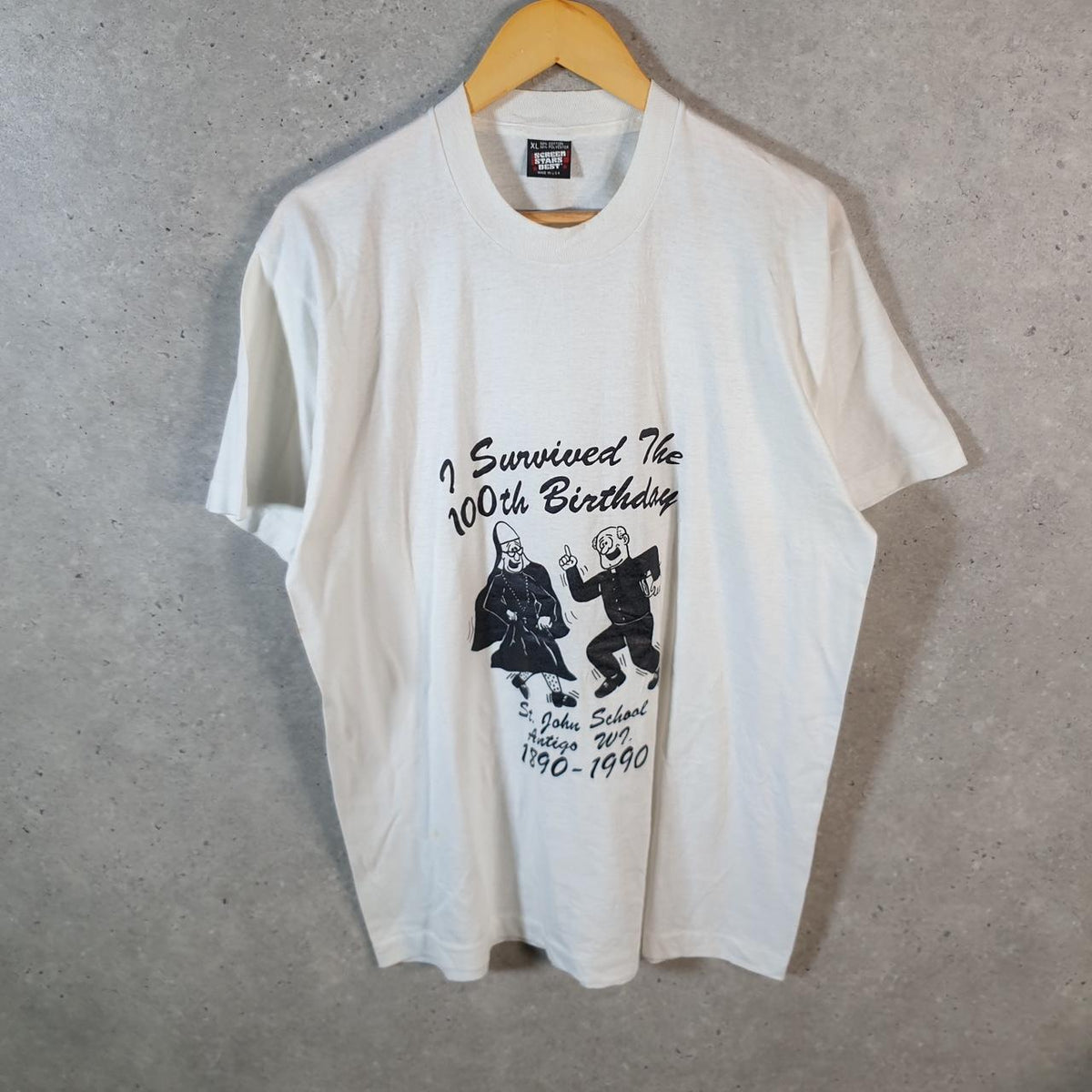 Vintage Screen Stars Survived 100th Birthday USA Single Stitch T Shirt Men’s XL White C8970