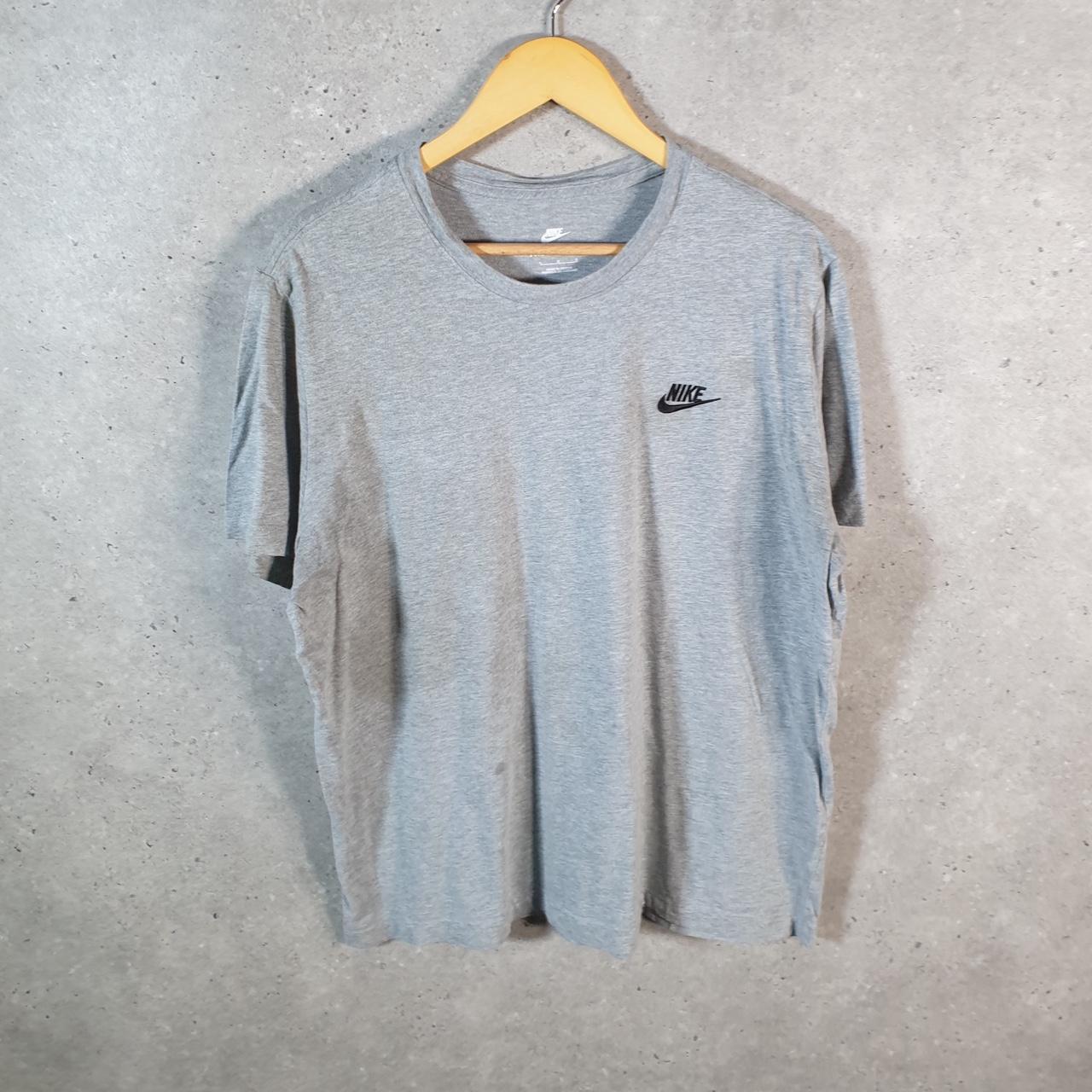 Vintage Nike Club Embroidered T Shirt Men’s Large Grey Logo Swoosh Athletic