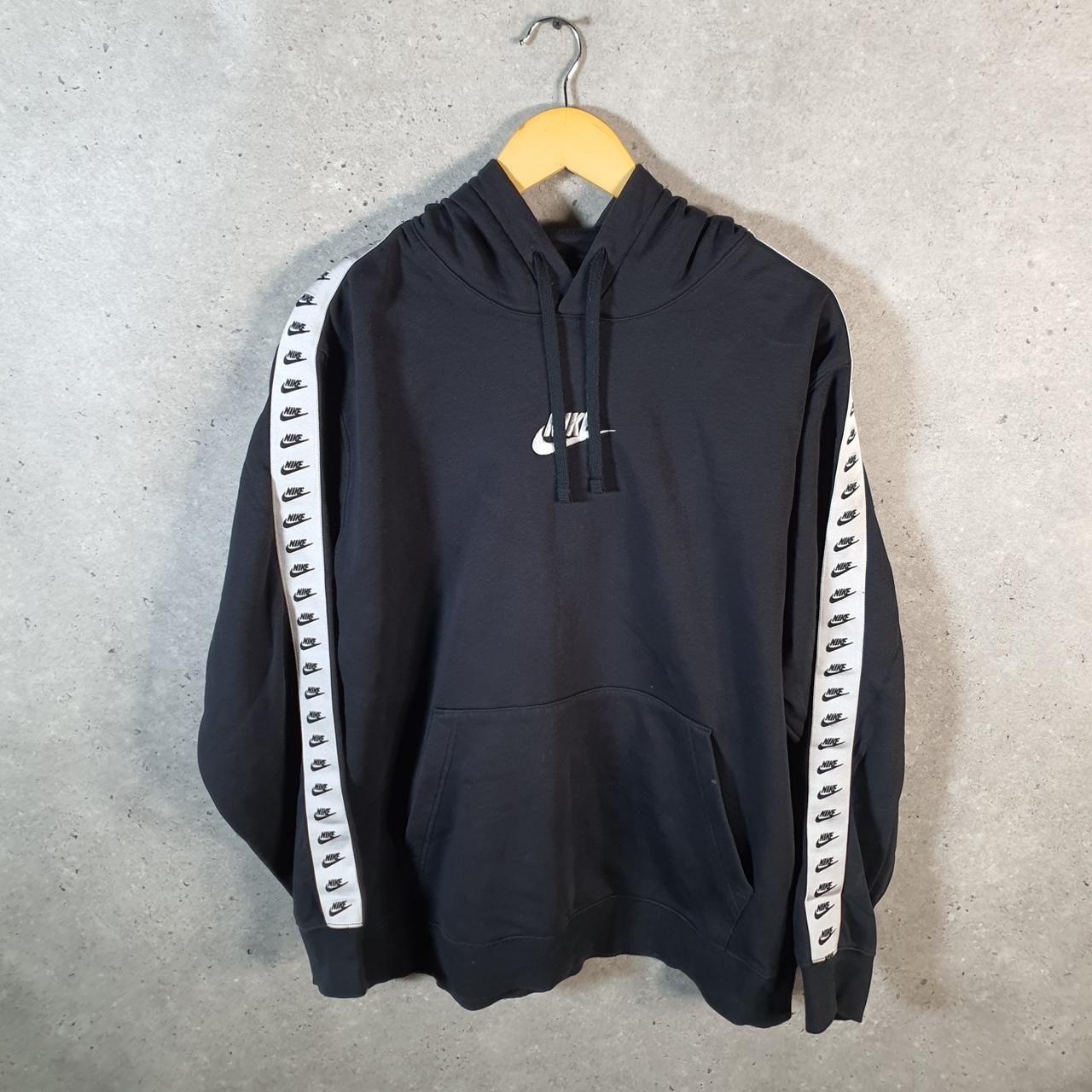 Vintage Nike Club Hoodie Men’s XL Black Centre Swoosh Y2K Pullover Sweatshirt Logo