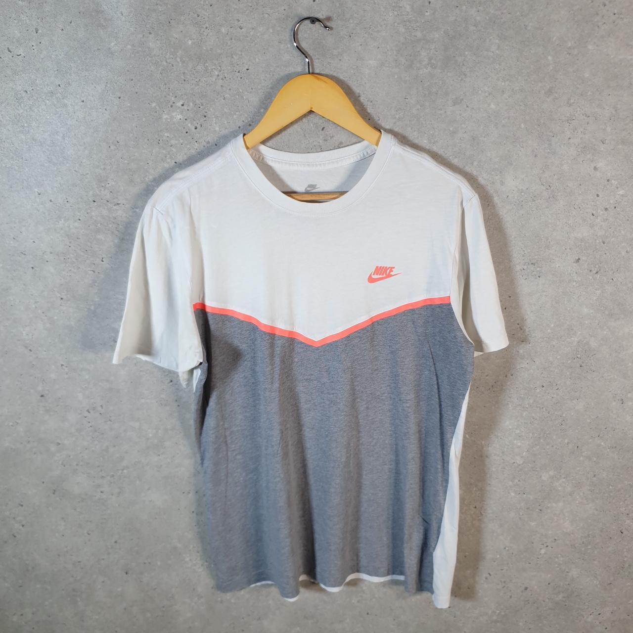 Vintage Nike Club Spellout T Shirt Mens Medium White Logo Swoosh Athletic