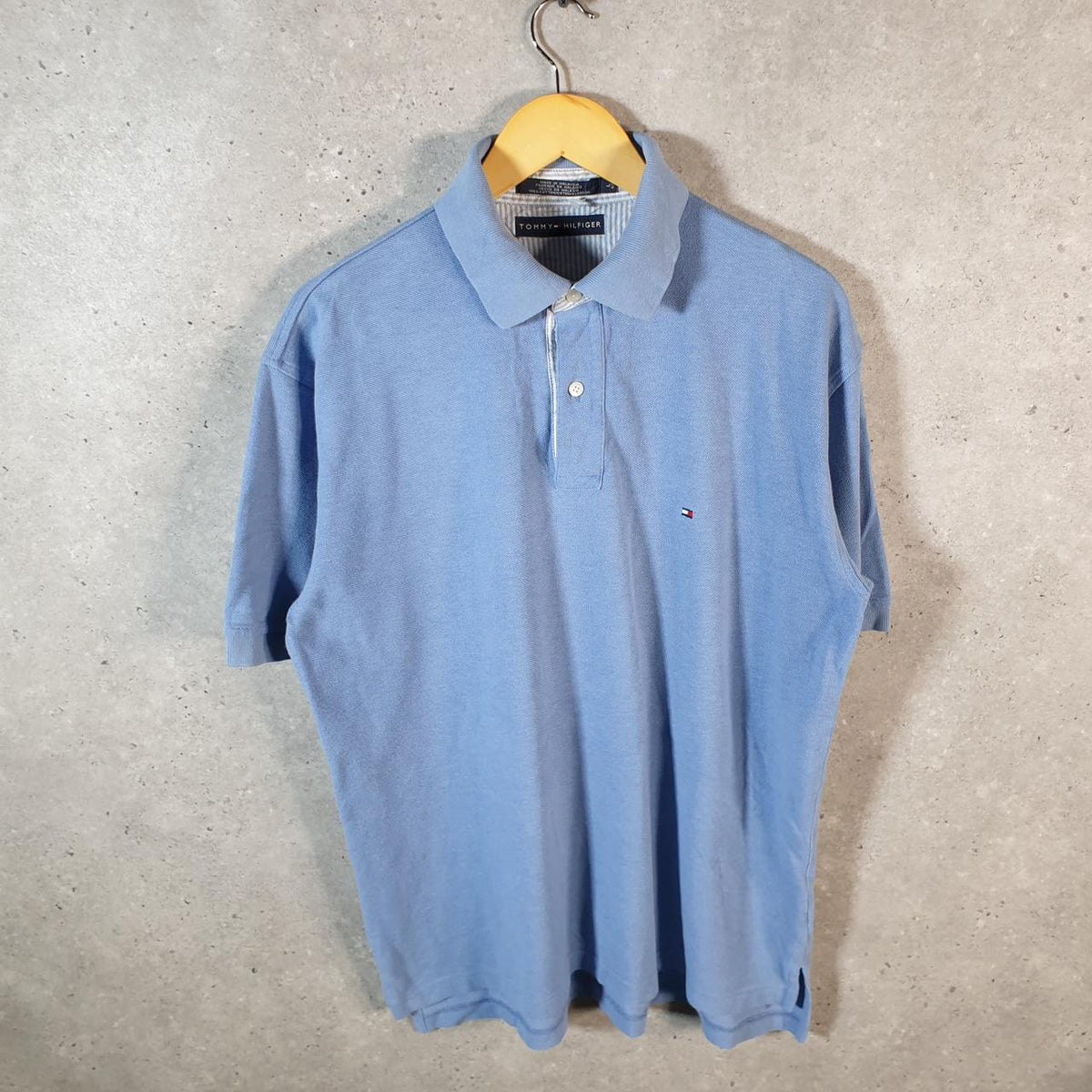 Vintage Tommy Hilfiger Polo Shirt Men’s Large Blue Custom Fit Embroidered Logo