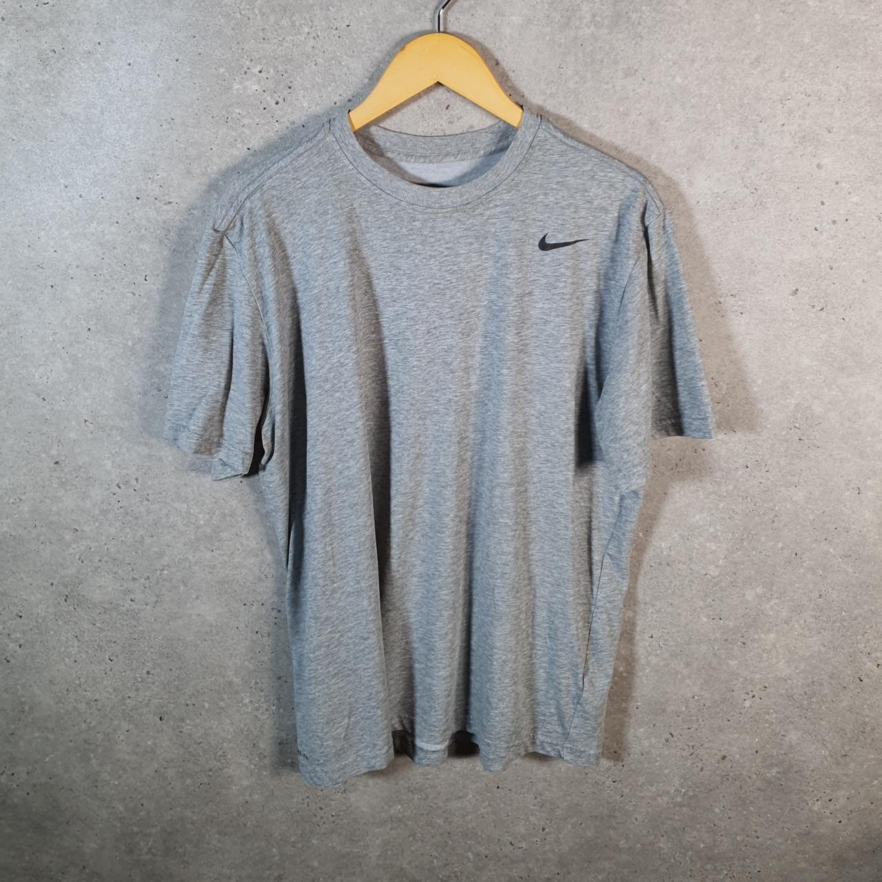 Vintage Nike Dri Fit Running T Shirt Shirt Men’s Large Grey Logo Swoosh Athletic C9864