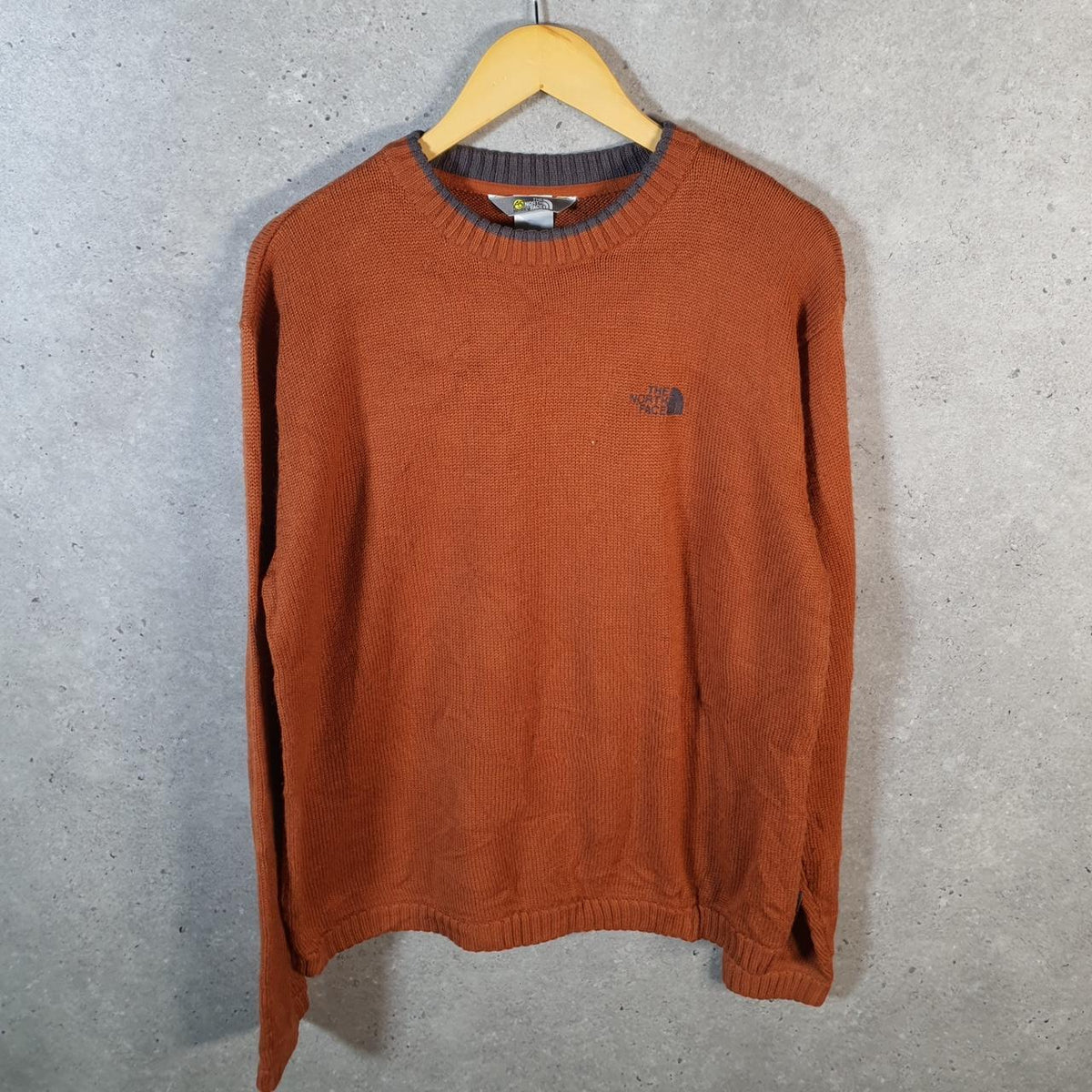 Vintage The North Face TNF Teddy Fleece Sweatshirt Mens Medium Orange Logo Winter