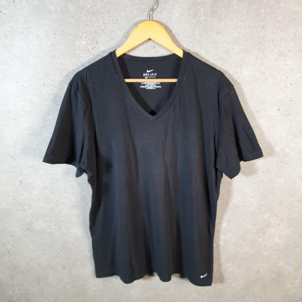 Vintage Nike Dri Fit Spellout T Shirt Men’s XL Black Logo Swoosh Athletic