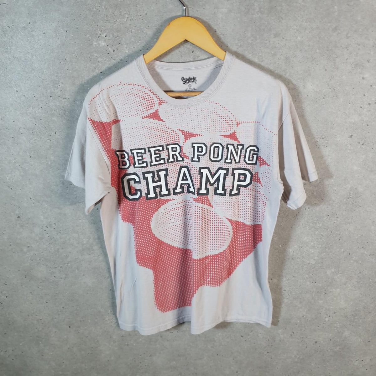 Vintage Spencer’s Beer Pong Champions T Shirt Men’s Medium Cream Casual Sports Logo