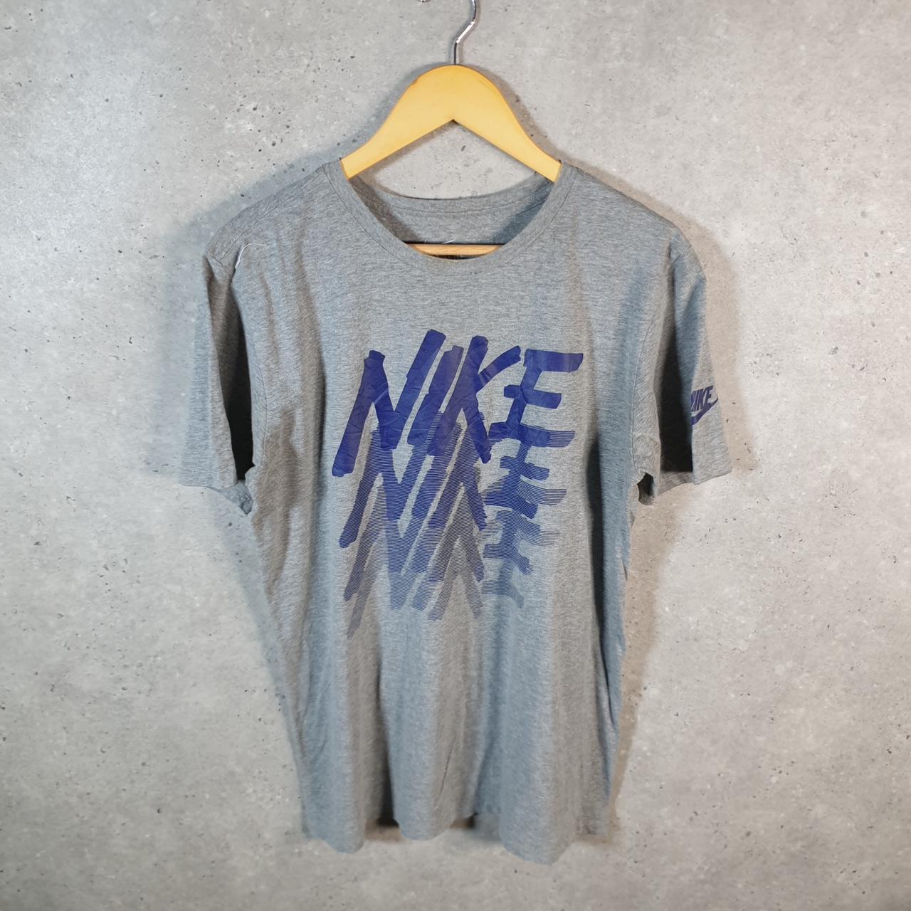 Vintage Nike Spellout Club T Shirt Men’s Medium Grey Logo Swoosh Athletic C9960