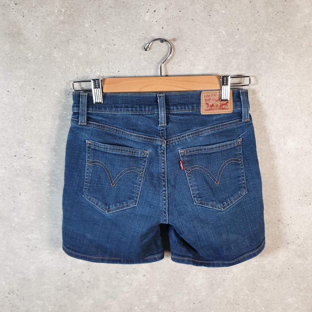 Vintage Levi’s Baggy Shorts Jorts Cargo Womens W26 Blue Relaxed Denim