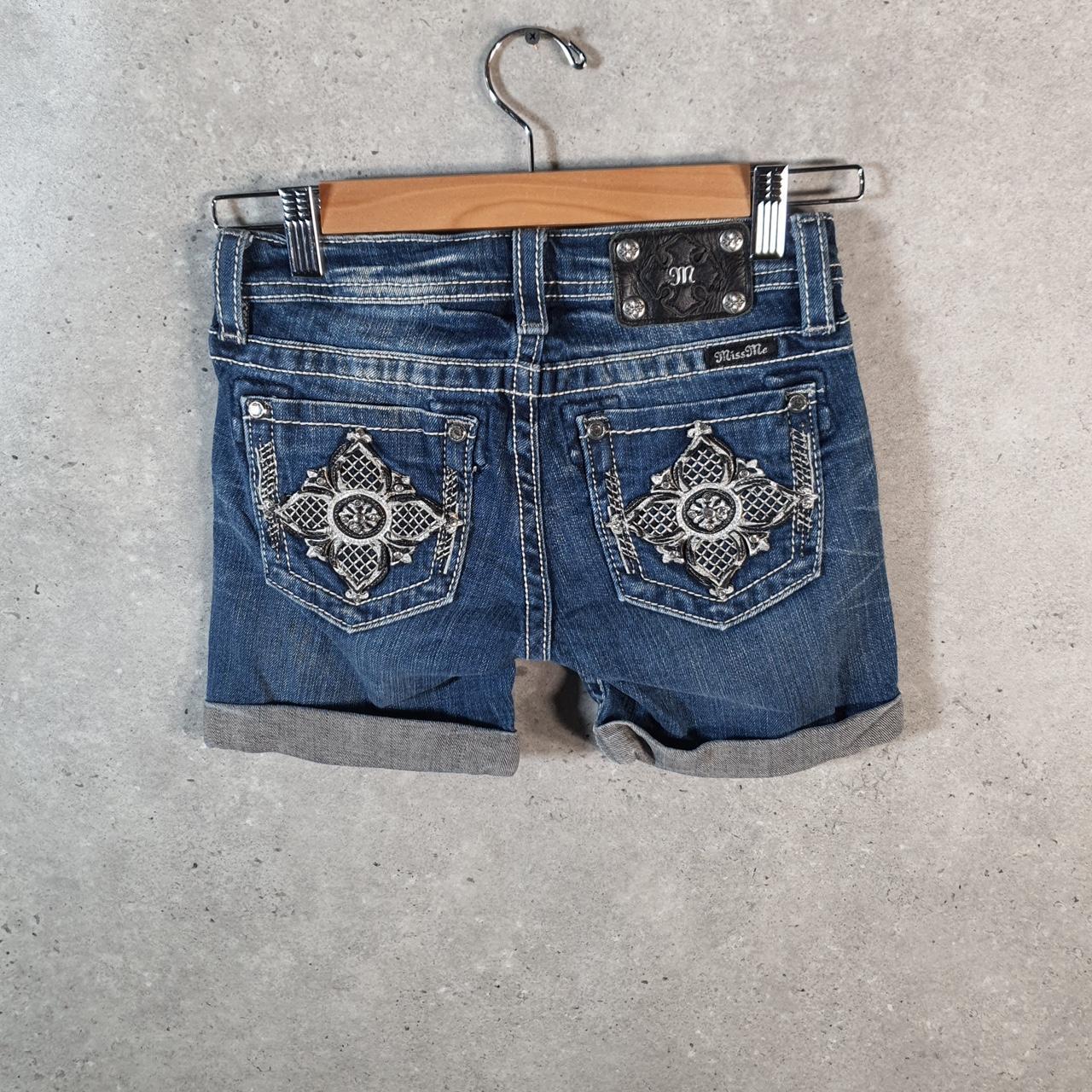 Vintage Miss Me Baggy Y2K Hip Hop Jeans Shorts Jorts Womens W24 Blue Denim Low Rise