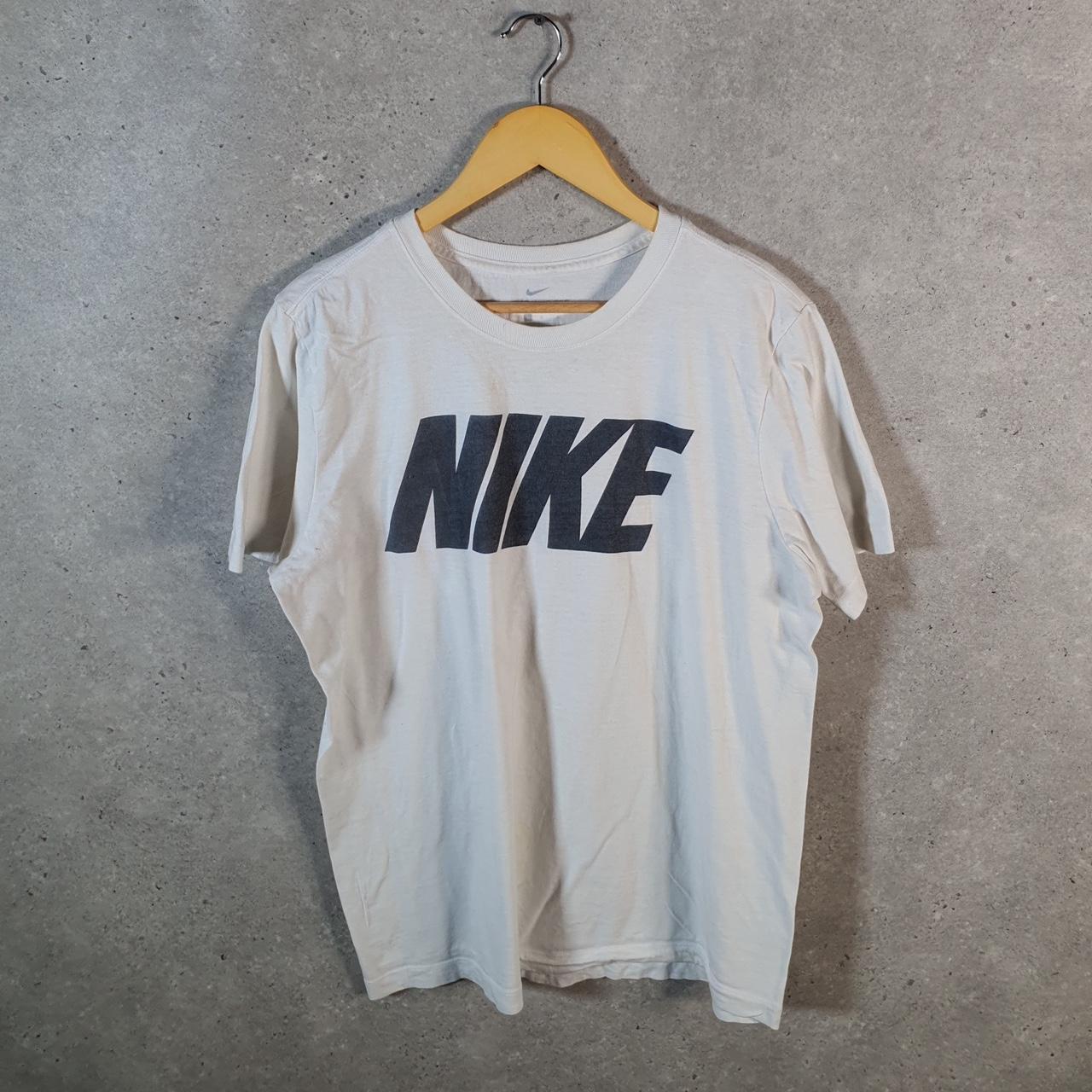 Vintage Nike Spellout T Shirt Men’s Large White Logo Swoosh Athletic