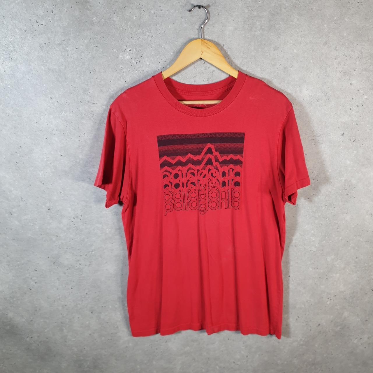 Vintage Patagonia Organic Cotton T Shirt Men’s Large Red Slim Fit Spellout Logo Big Fish Vintage