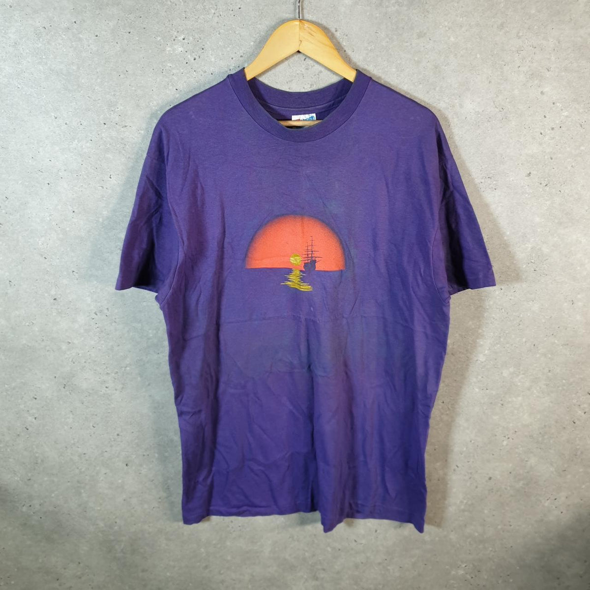 Vintage Hanes Beefy Stanford Savoyards Sunset USA Single Stitch T Shirt Men’s Large Purple Big Fish Vintage