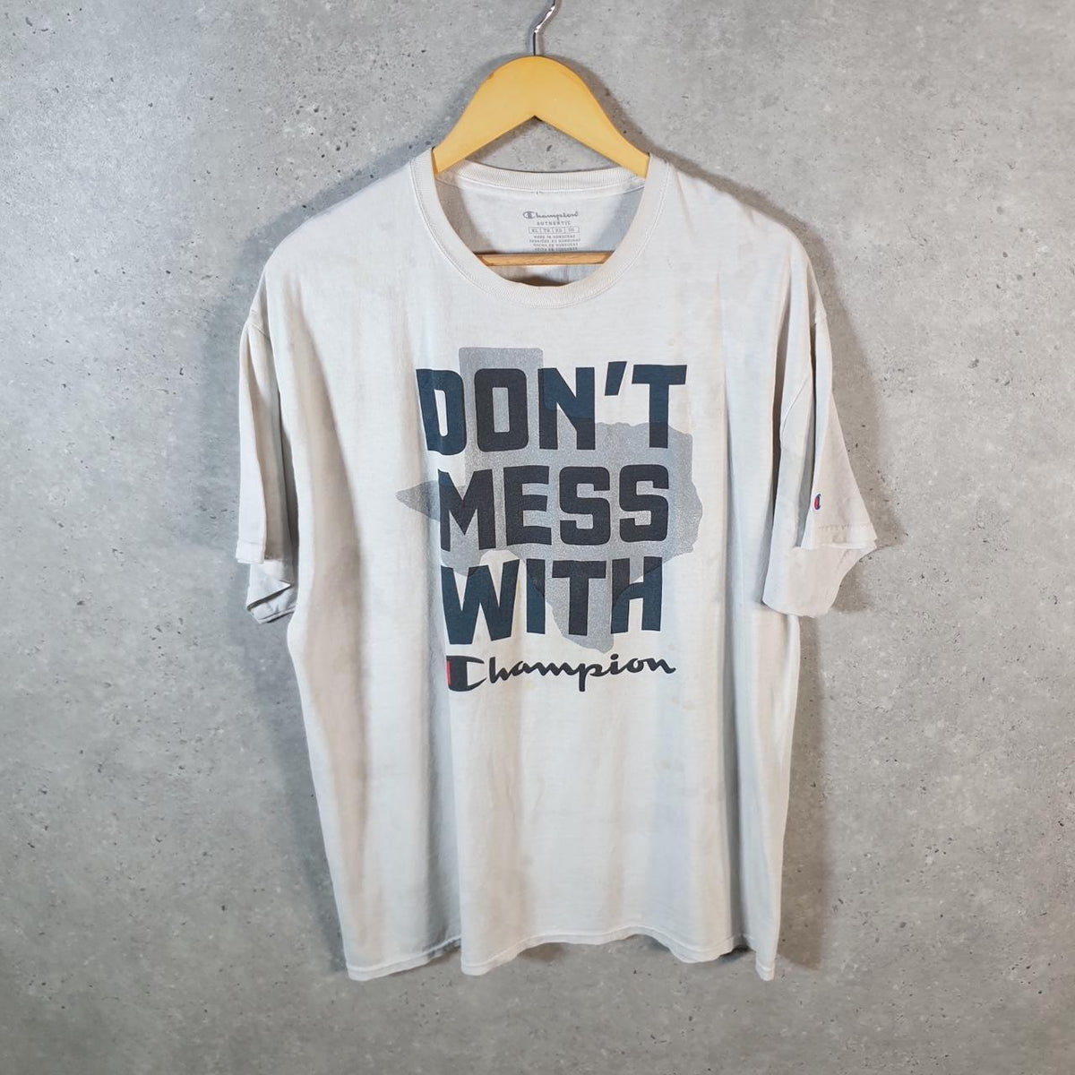 Vintage Champion Don’t Mess With Spellout T Shirt Men’s XL White American USA Athletic