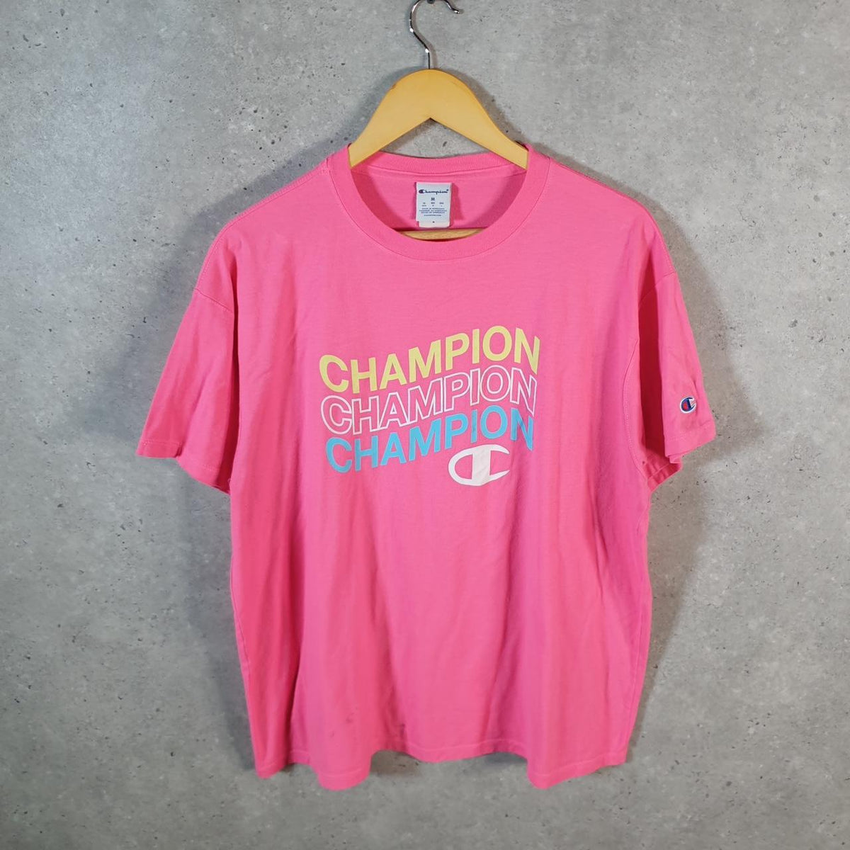 Vintage Champion Embroidered Logo T Shirt Men’s Medium Pink Athletic