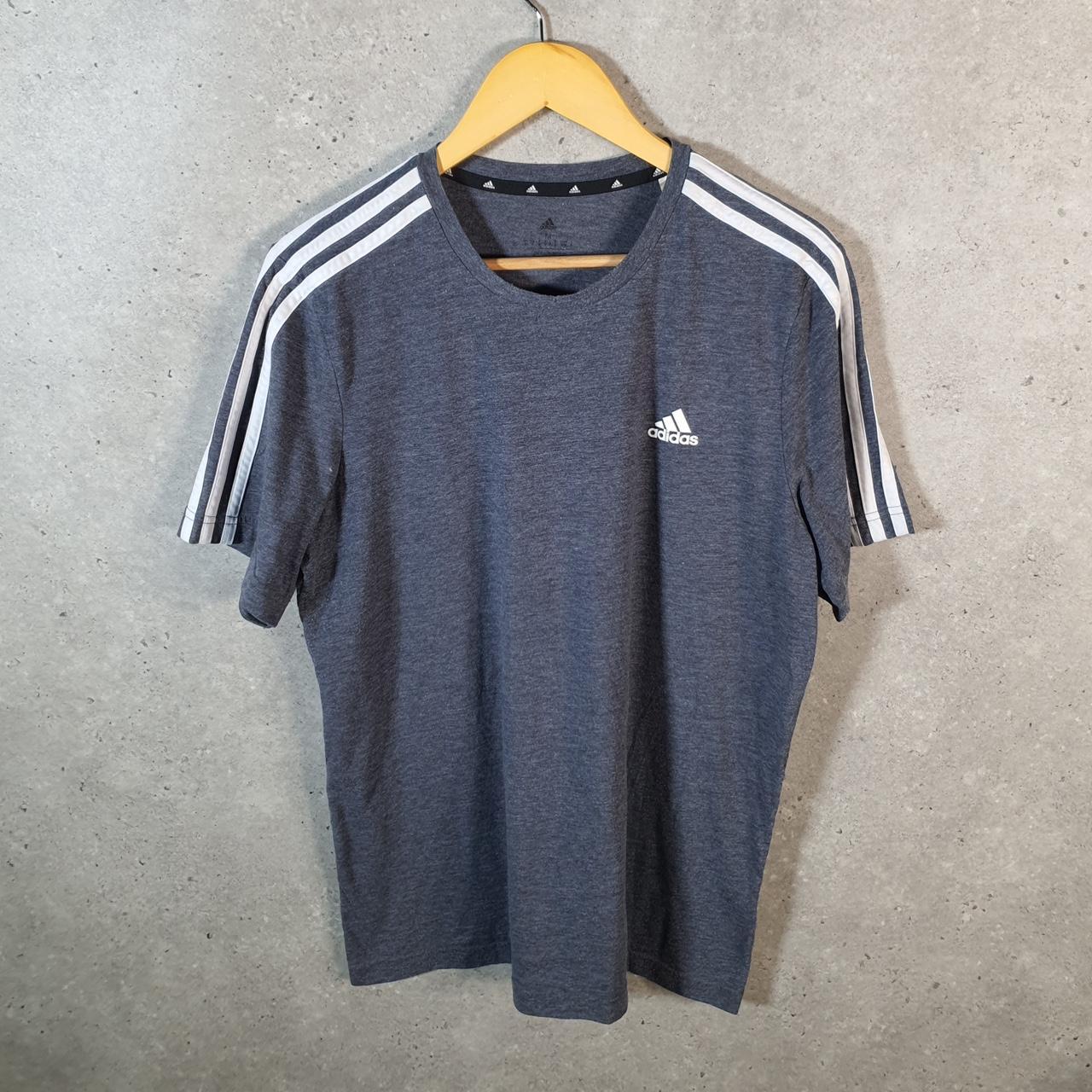 Vintage Adidas Spellout T Shirt Men’s Medium Grey Three Stripes Logo Athletic