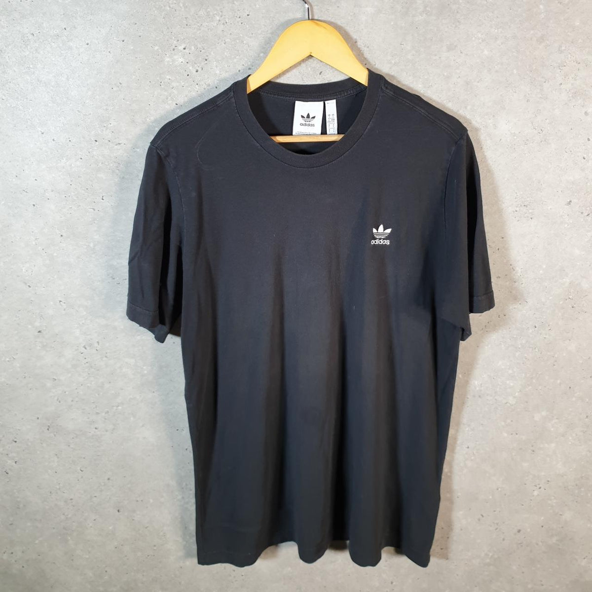 Vintage Adidas Spellout Trefoil Retro T Shirt Mens Large Black Logo Athletic