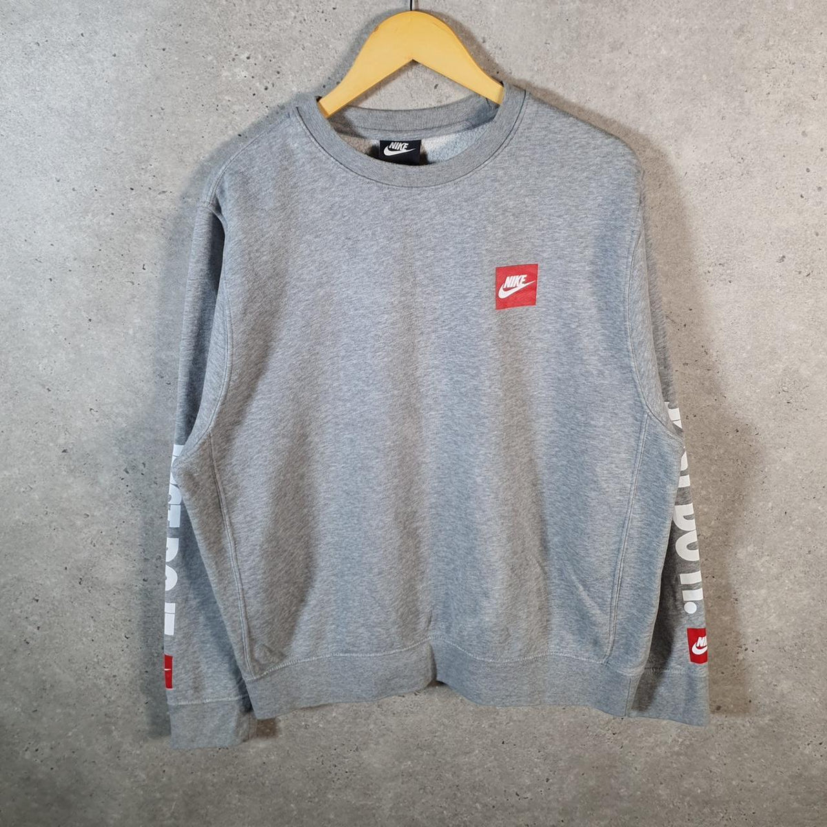 Vintage Nike Club Just Do It Sweatshirt Men’s Large Grey Swoosh Y2K Pullover Logo