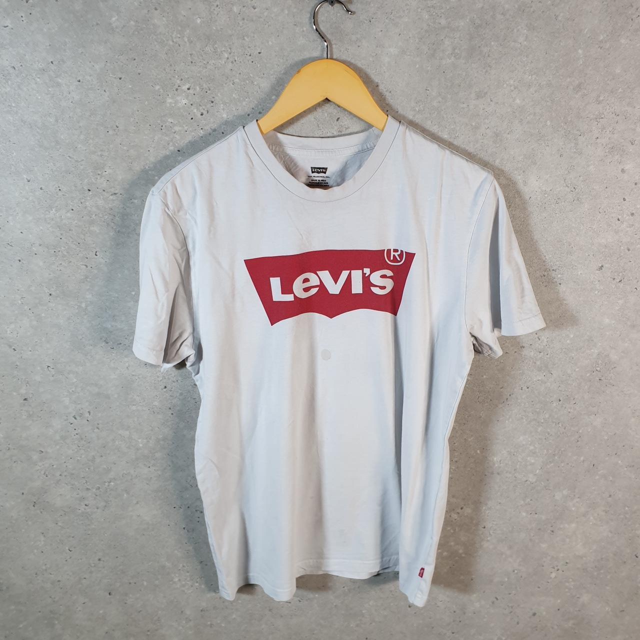 Vintage Levis Spellout T Shirt Shirt Mens Medium White Logo Athletic Slim Fit