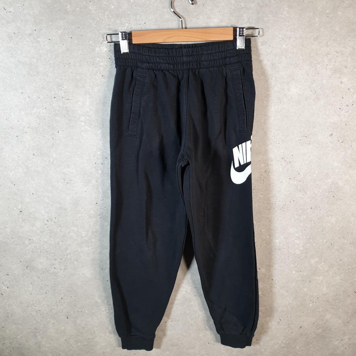 Vintage Nike Club Sweatpant Joggers Womens Large Black Swoosh Sports Tracksuit Big Fish Vintage
