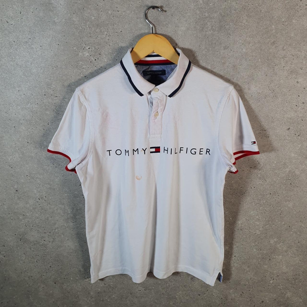 Vintage Tommy Hilfiger Spellout Polo Shirt Men’s Medium White Custom Fit Embroidered Logo
