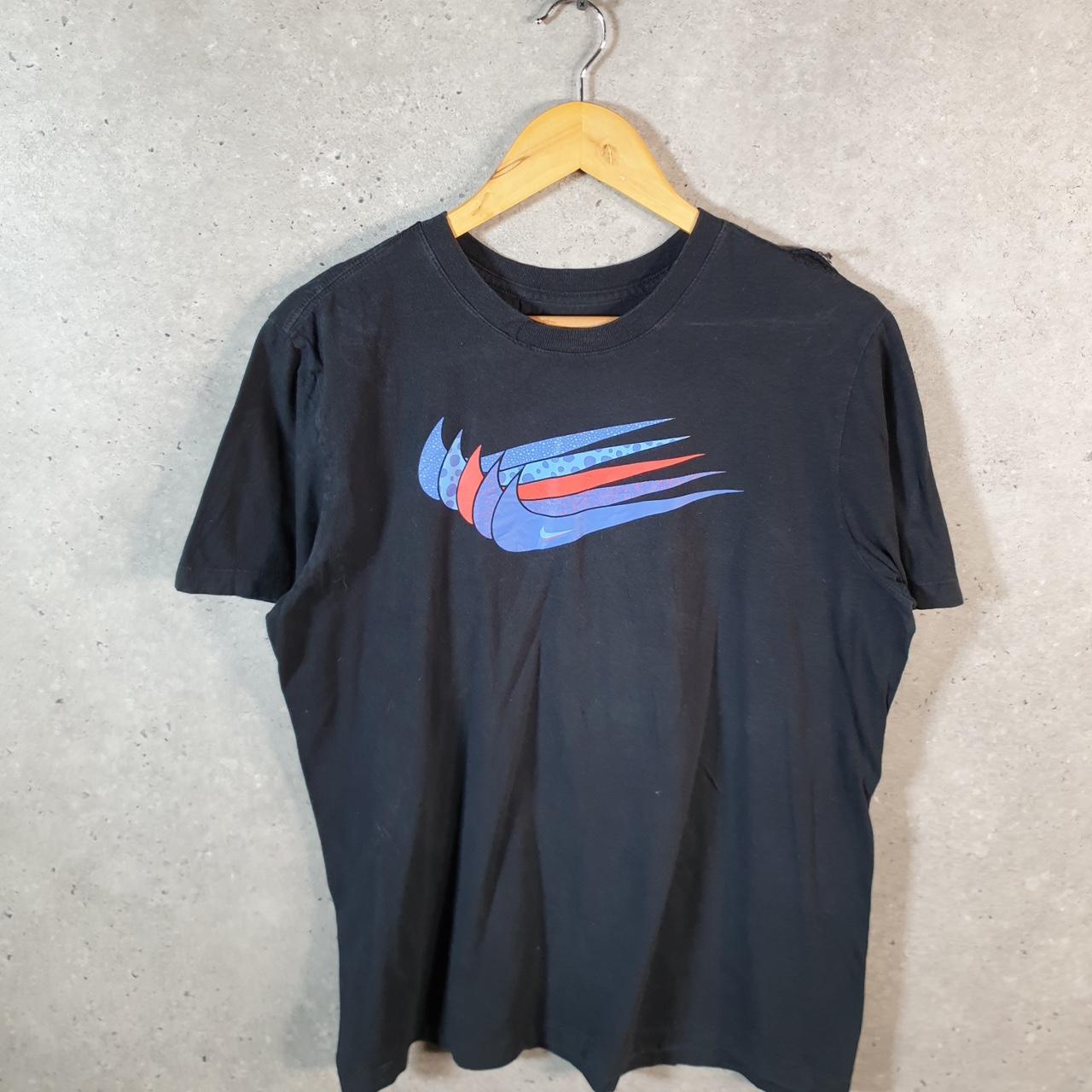 Vintage Nike Club T Shirt Men’s Medium Black Printed Swoosh Logo Athletic C7919