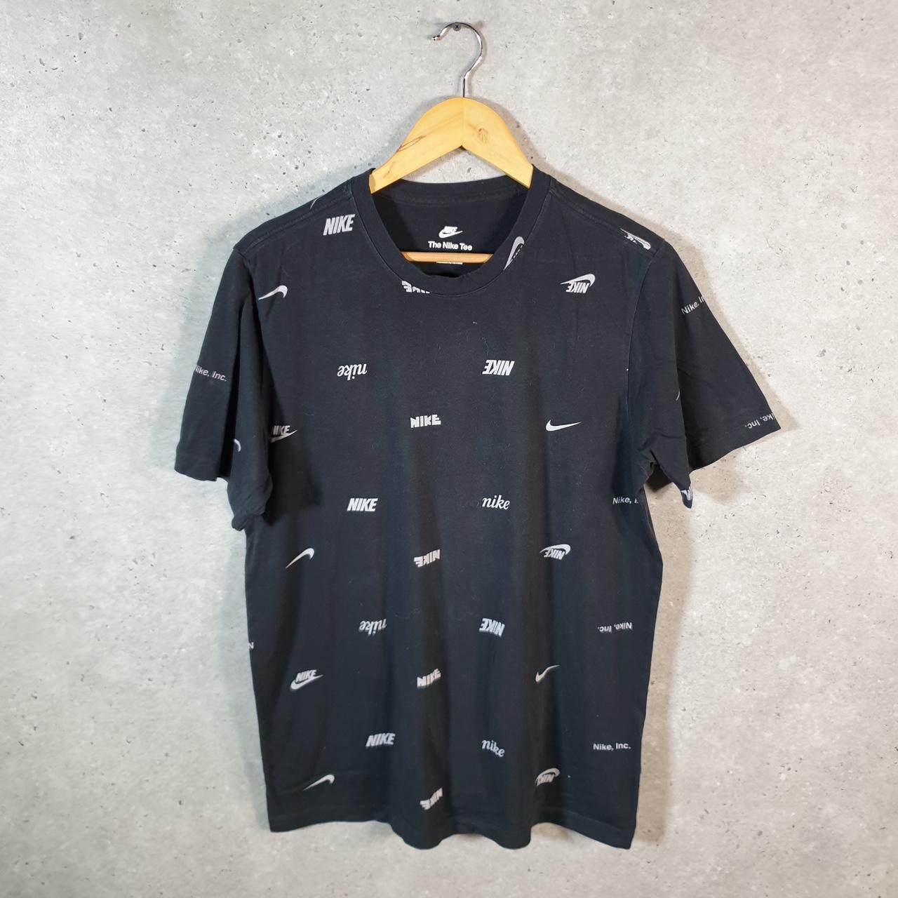 Vintage Nike All Over Print T Shirt Men’s Medium Black Printed Single Swoosh Logo Athletic C8271