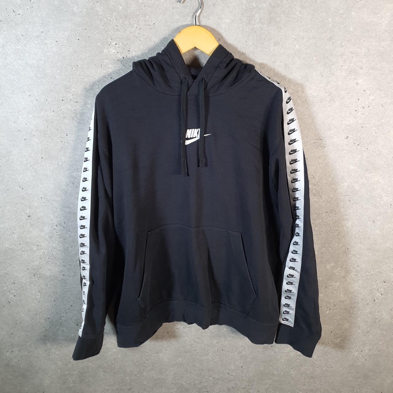 Vintage Nike Club Hoodie Men’s Large Black Centre Swoosh Y2K Pullover Sweatshirt Logo