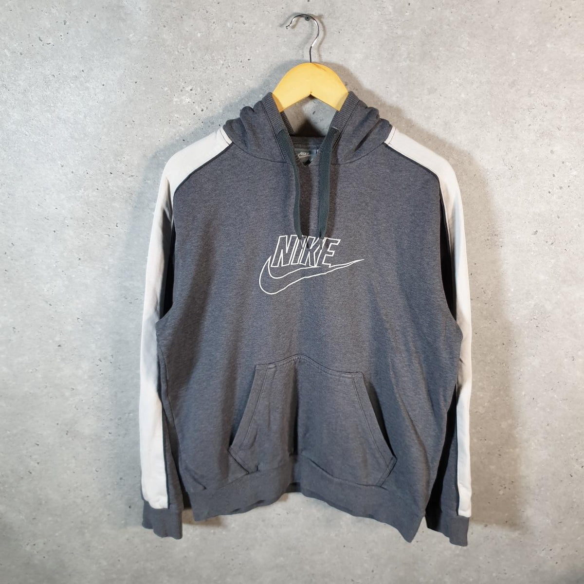 Vintage Nike 90s Spellout Club Embroidered Hoodie Men’s Medium Grey Swoosh Y2K