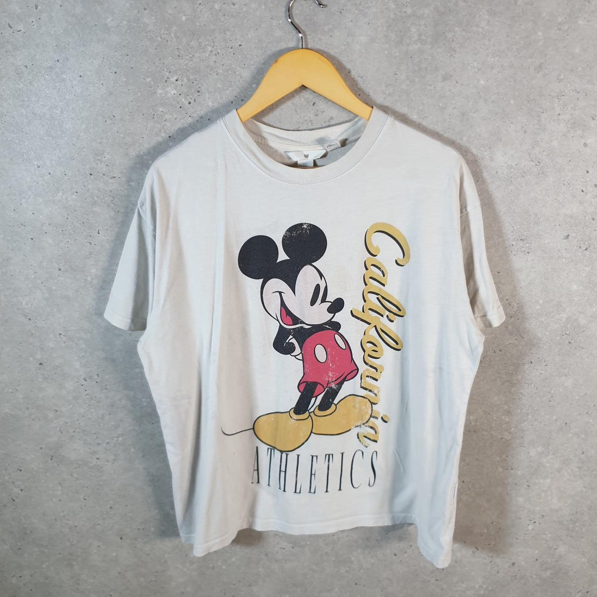 Vintage H&M California Athletics Disney Land Mickey Mouse T Shirt Men’s Medium White Logo