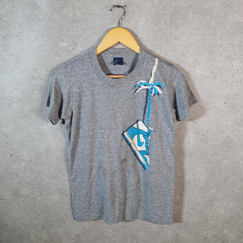 Jordan 1 High Chicago Bred Used 80s Nike T Shirt Vintage Rare Authentic Mens Small Grey