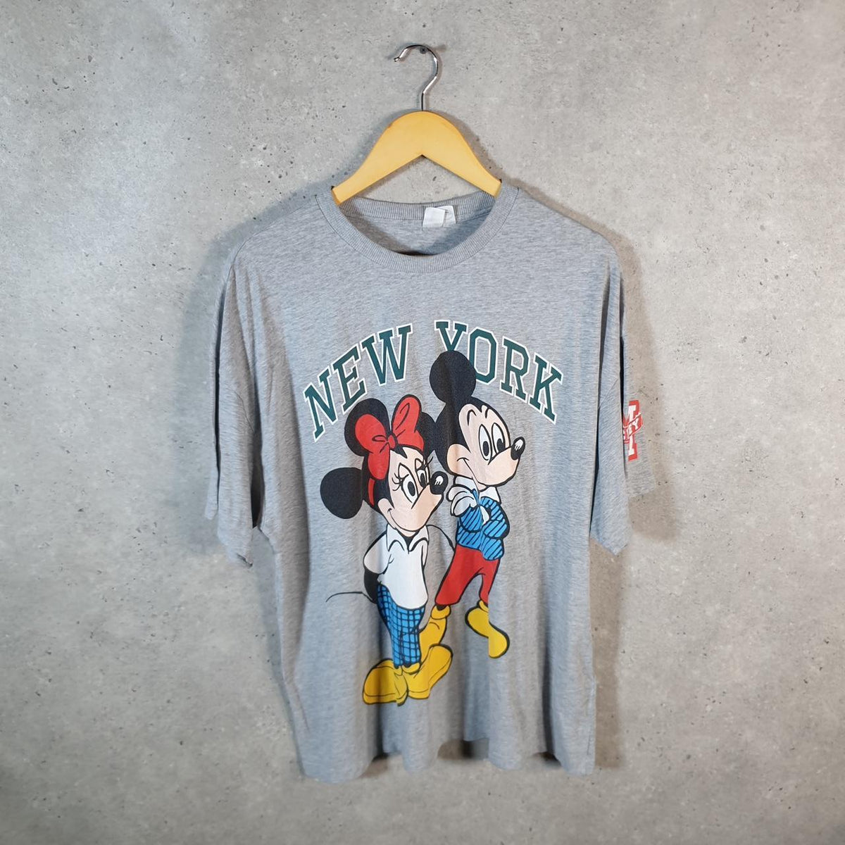 Vintage Disney Land New York Mickey Mouse T Shirt Shirt Men’s  Medium Grey Graphic Cartoon C9918