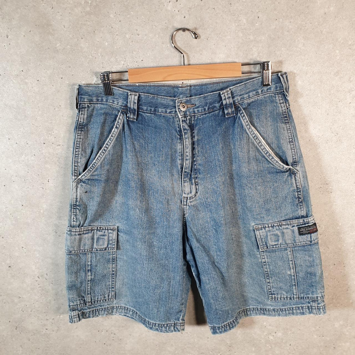 Vintage Wrangler Denim Shorts Jorts Cargo Men’s W33 Blue Baggy Cotton