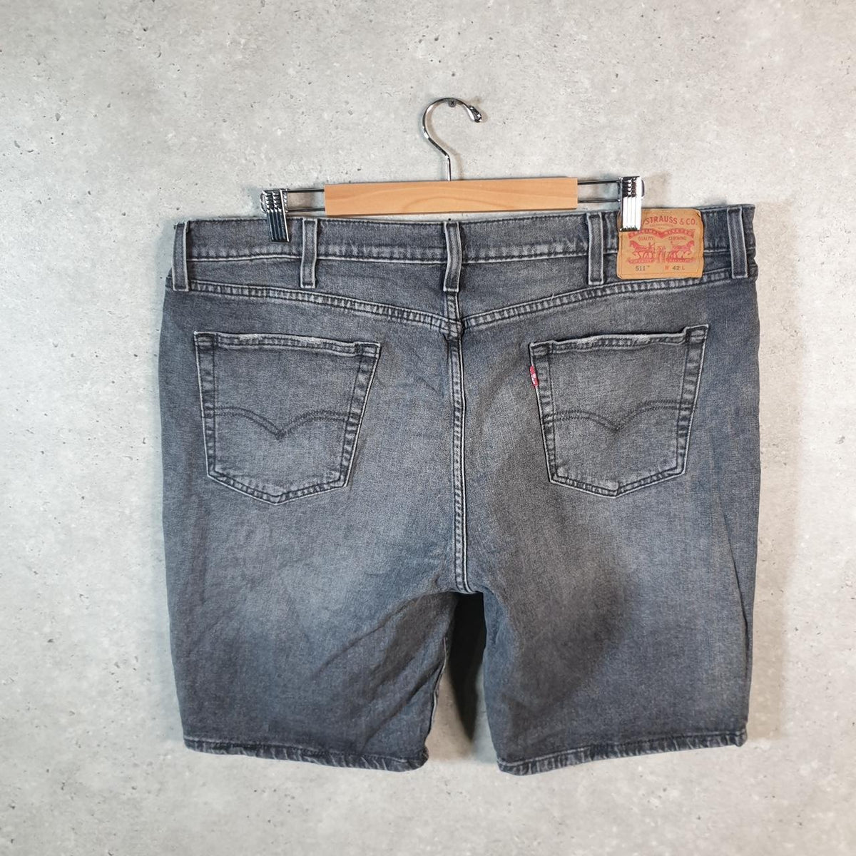 Vintage Levi’s 511 Baggy Shorts Jorts Cargo Men’s W42 Grey Relaxed Denim