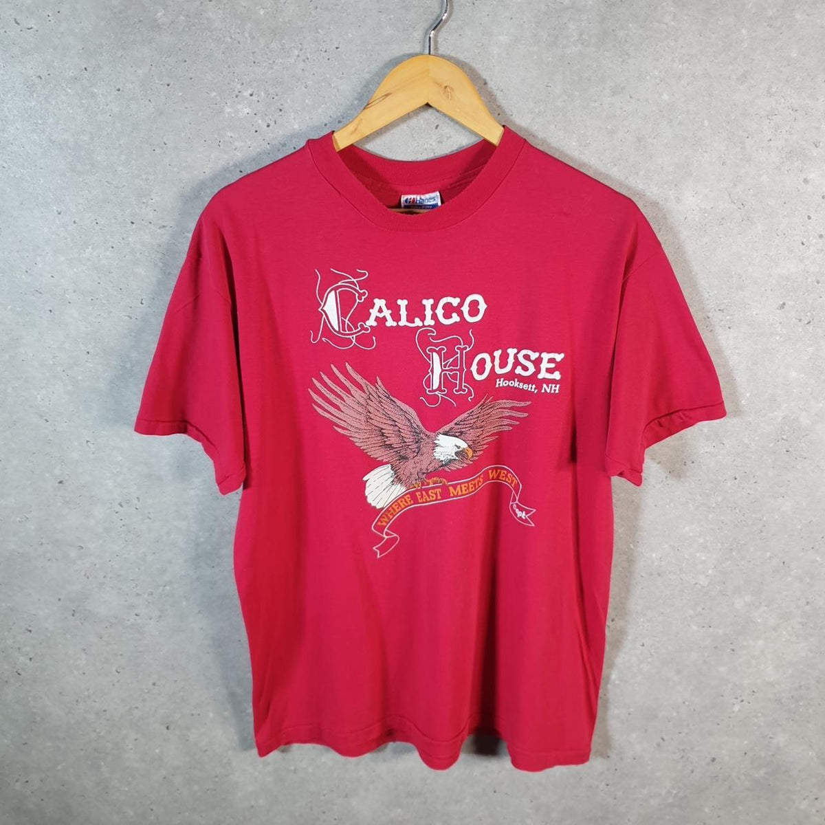 Vintage Hanes Calico House Hooksett 90s USA Single Stitch T Shirt Men’s XL Red C8394