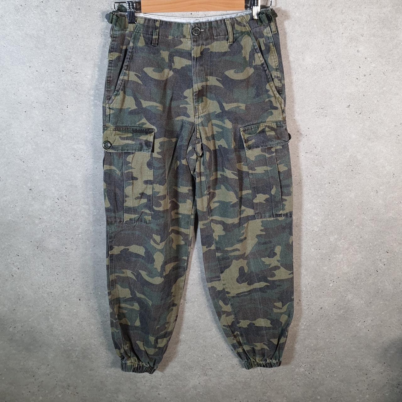 Vintage Fashion Nova Camouflage Army Cargo Trousers Mens Small Green RealTree Big Fish Vintage