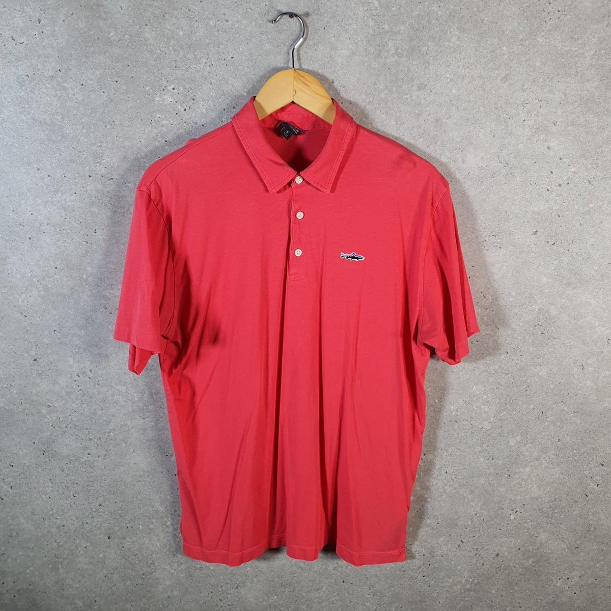 Vintage Patagonia Polo Trout Fritz Roy Shirt Men’s Medium Red Regular Fit Harbour Logo Big Fish Vintage