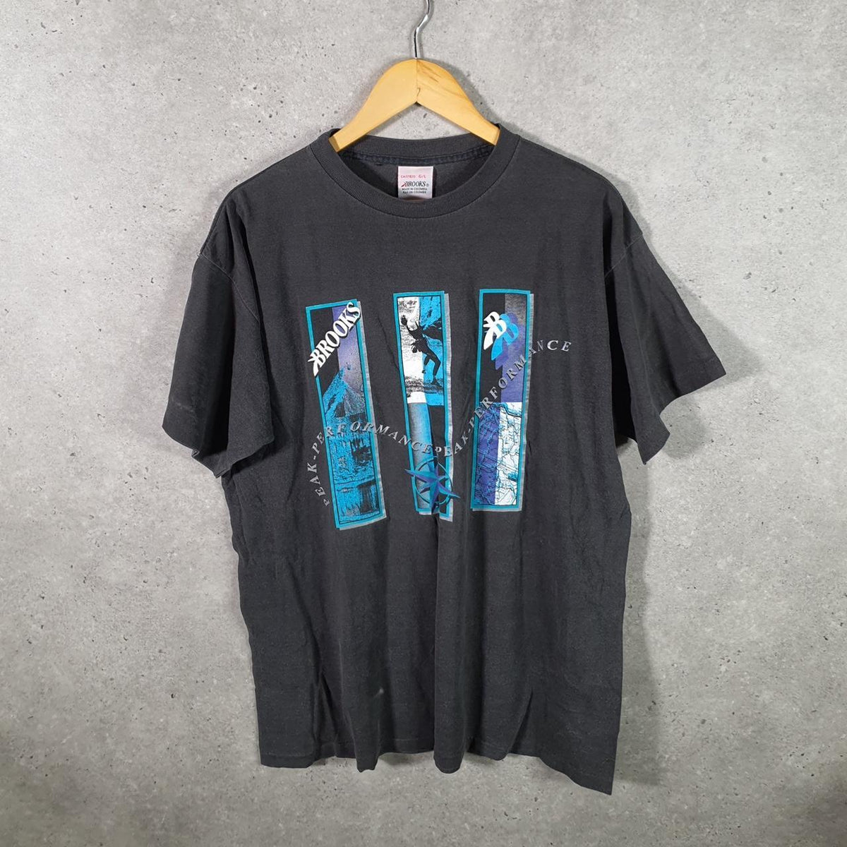 Vintage Brooks Performance Graphic 90s USA Single Stitch T Shirt Men’s Large Black