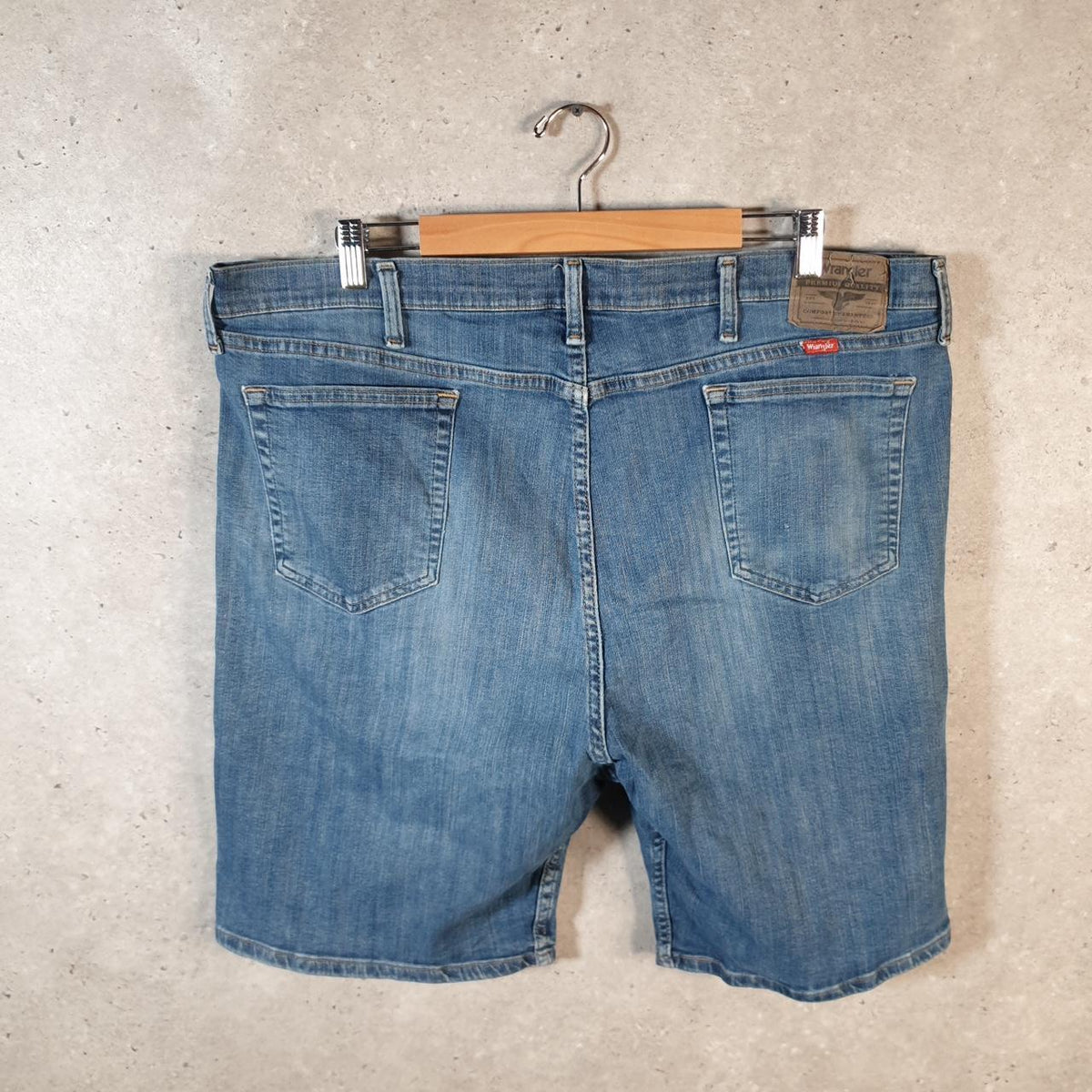 Vintage Wrangler Denim Shorts Jorts Cargo Men’s W42 Relaxed Blue Baggy Cotton