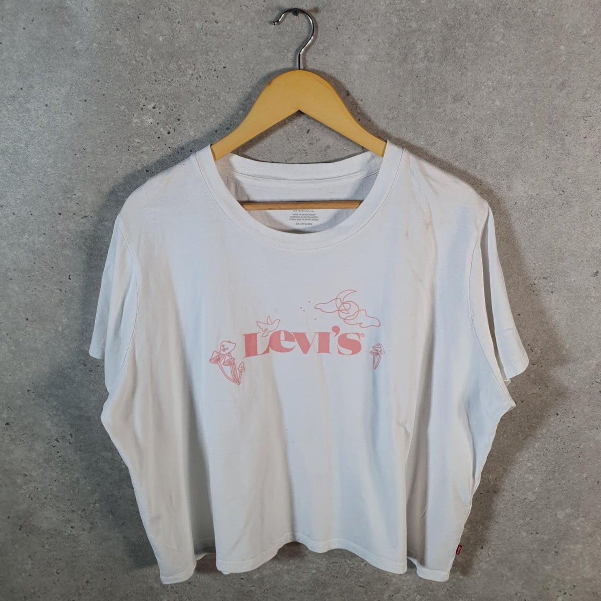 Vintage Levis Spellout T Shirt Shirt Womens 2XL Cropped Fit White Logo Athletic