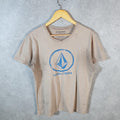 Vintage Volcom Y2K T Shirt Men’s Small Beige Casual Sports Logo Athletic