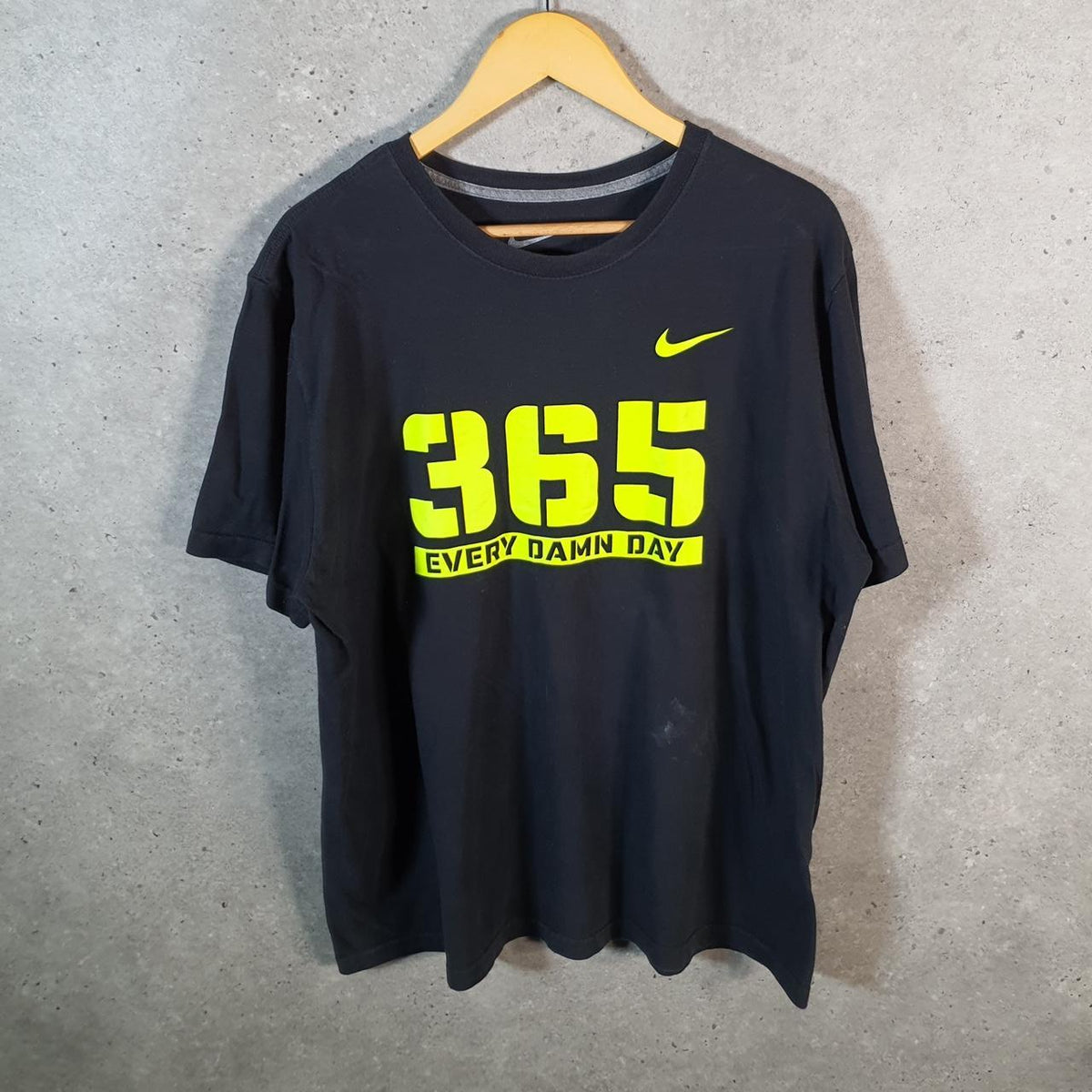 Vintage Nike 365 Every Damn Day T Shirt Men’s XL Black Logo Swoosh Athletic