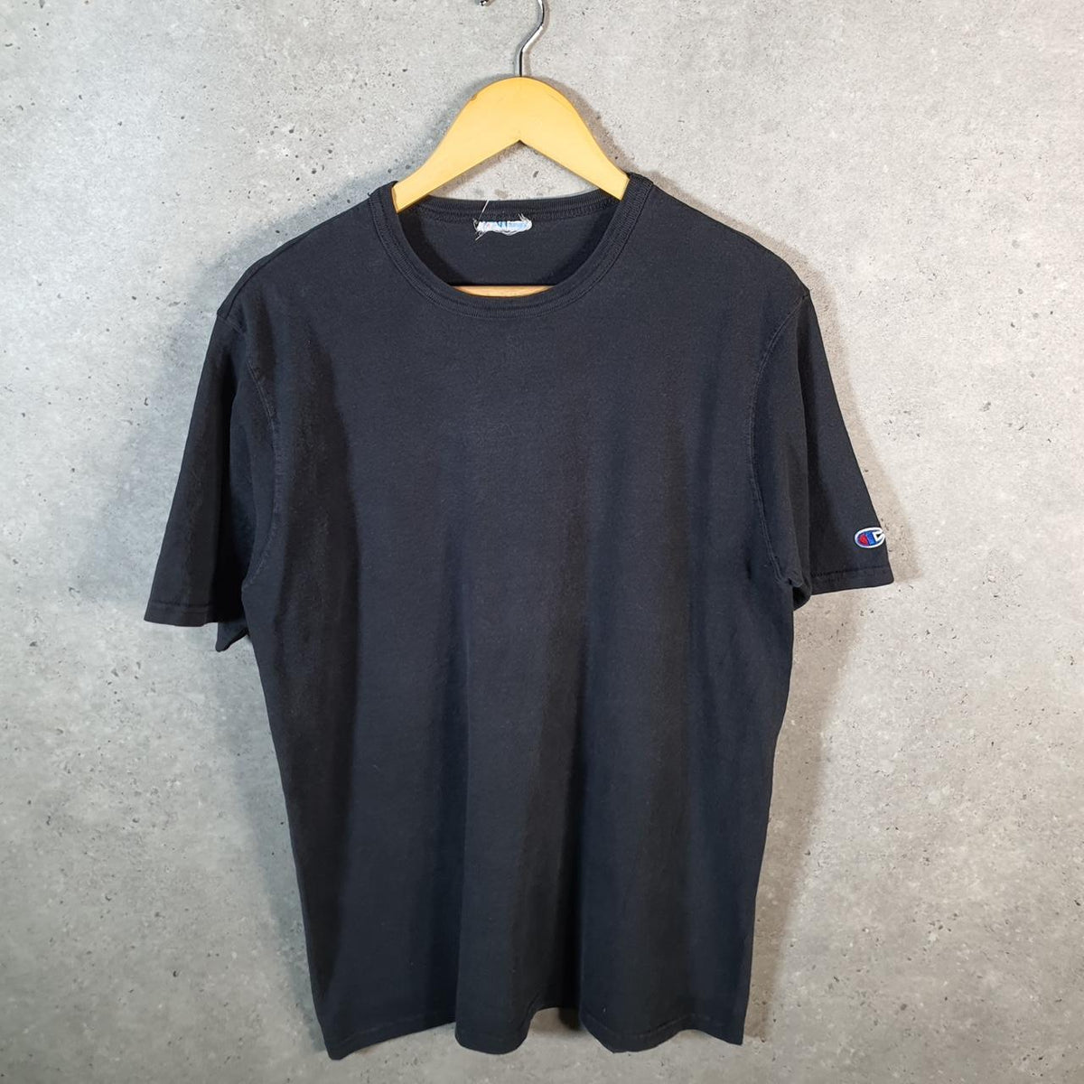 Vintage Champion Embroidered Logo T Shirt Men’s Medium Black Athletic C9857