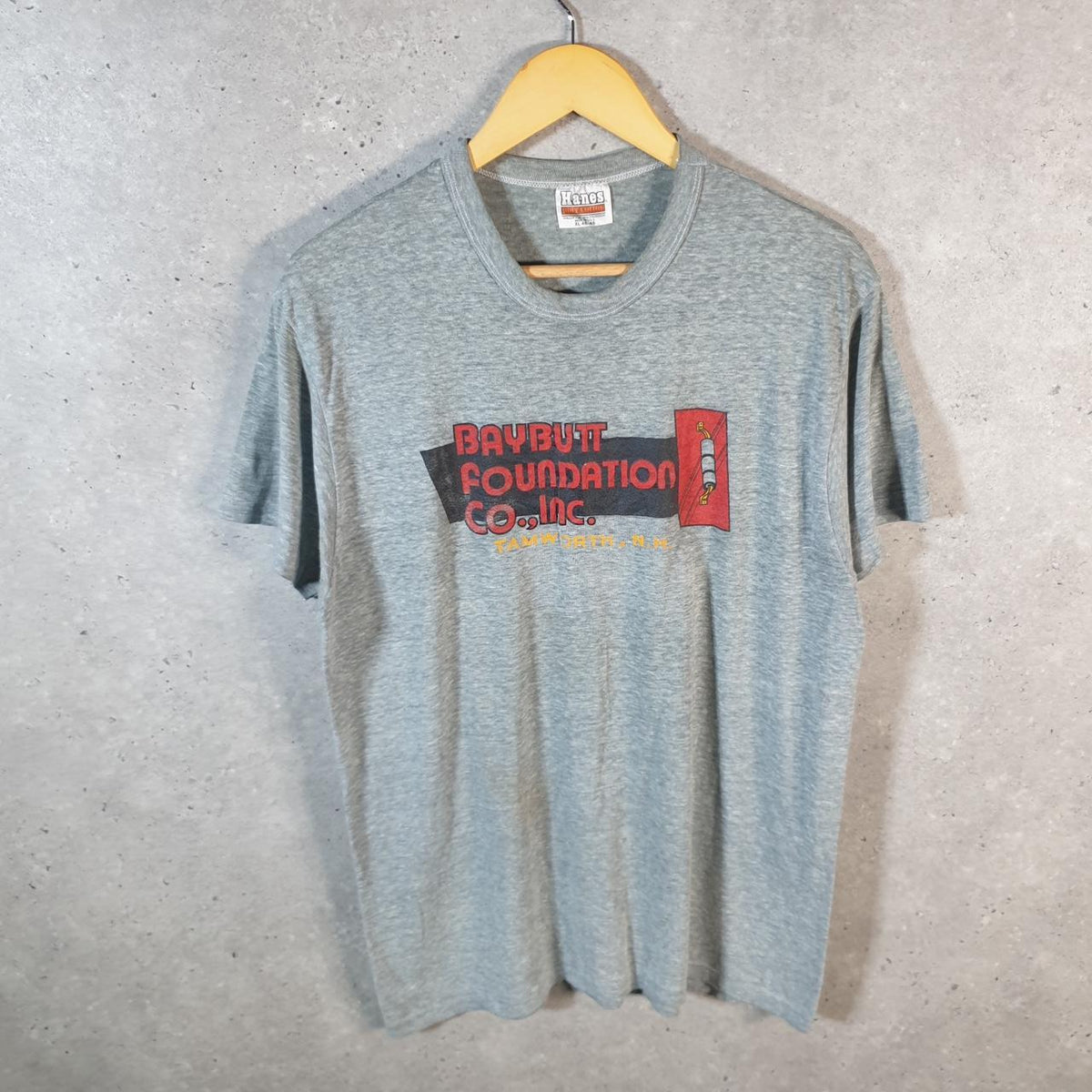 Vintage Hanes Babbitt Foundation Tamworth USA Single Stitch T Shirt Men’s Medium Grey