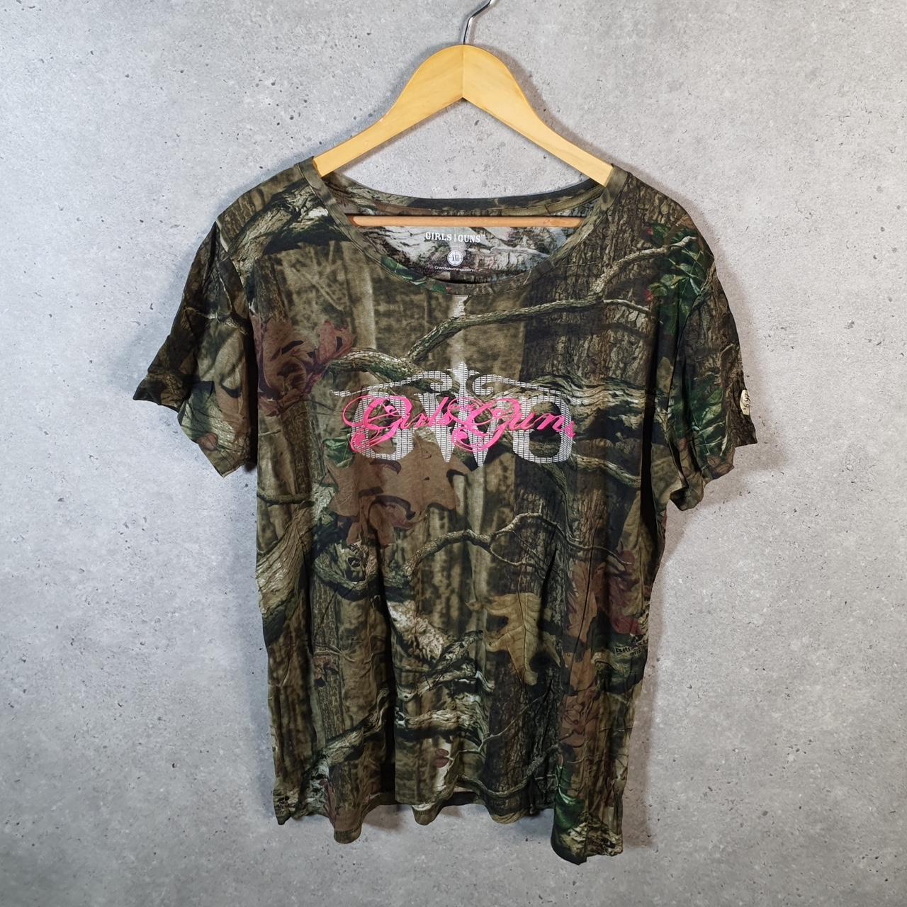 Vintage Girls With Guys RealTree Camoflauge T Shirt Womens 2XL Camo Short Sleeve