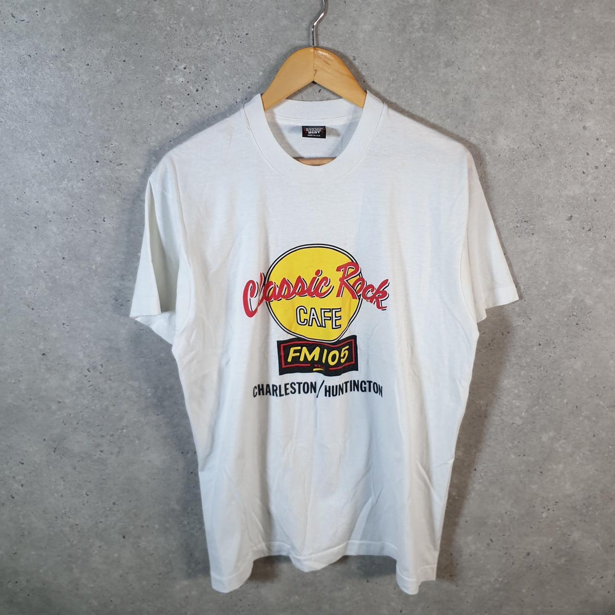 Vintage Screen Stars Best Classic Rock Cafe Charleston USA Single Stitch T Shirt Men’s XL White Big Fish Vintage