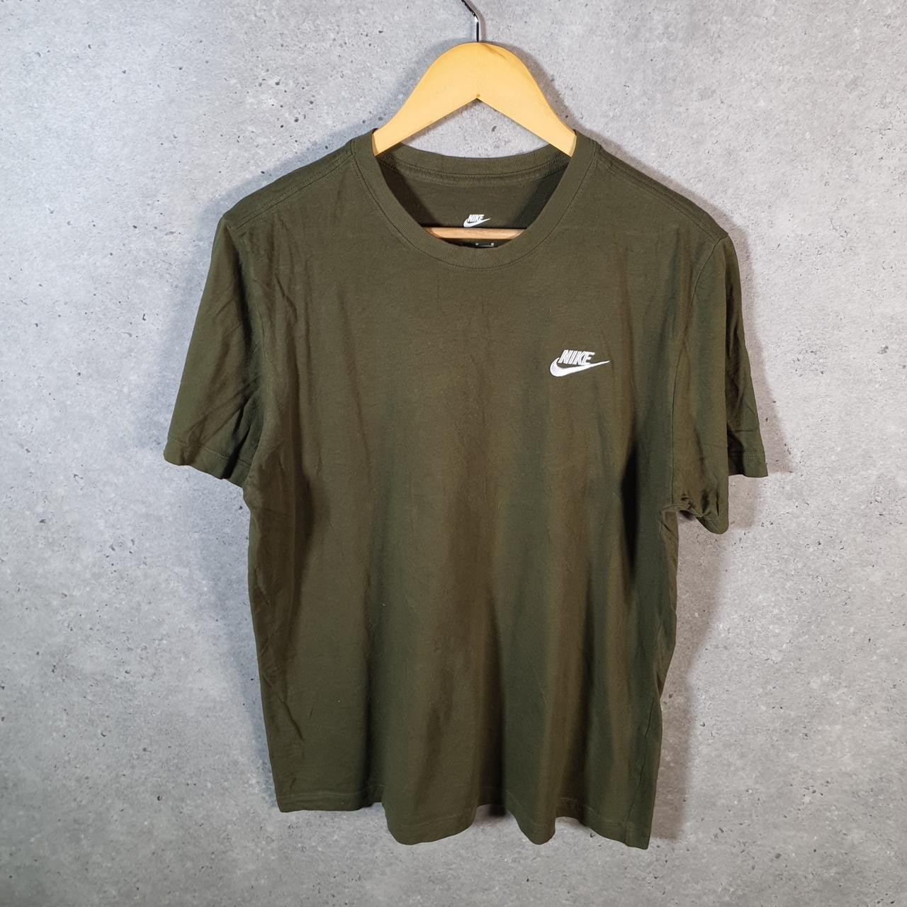 Vintage Nike Embroidered Club T Shirt Men’s Medium Khaki Green Swoosh Athletic
