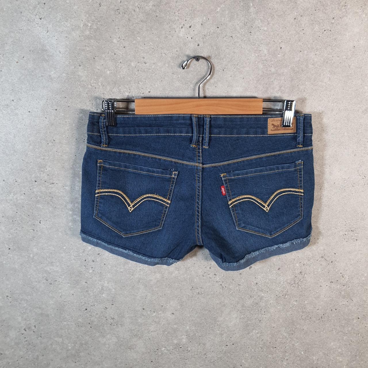 Vintage Levi’s Cut Off Shorts Jorts Cargo Womens W30 Blue Relaxed Denim