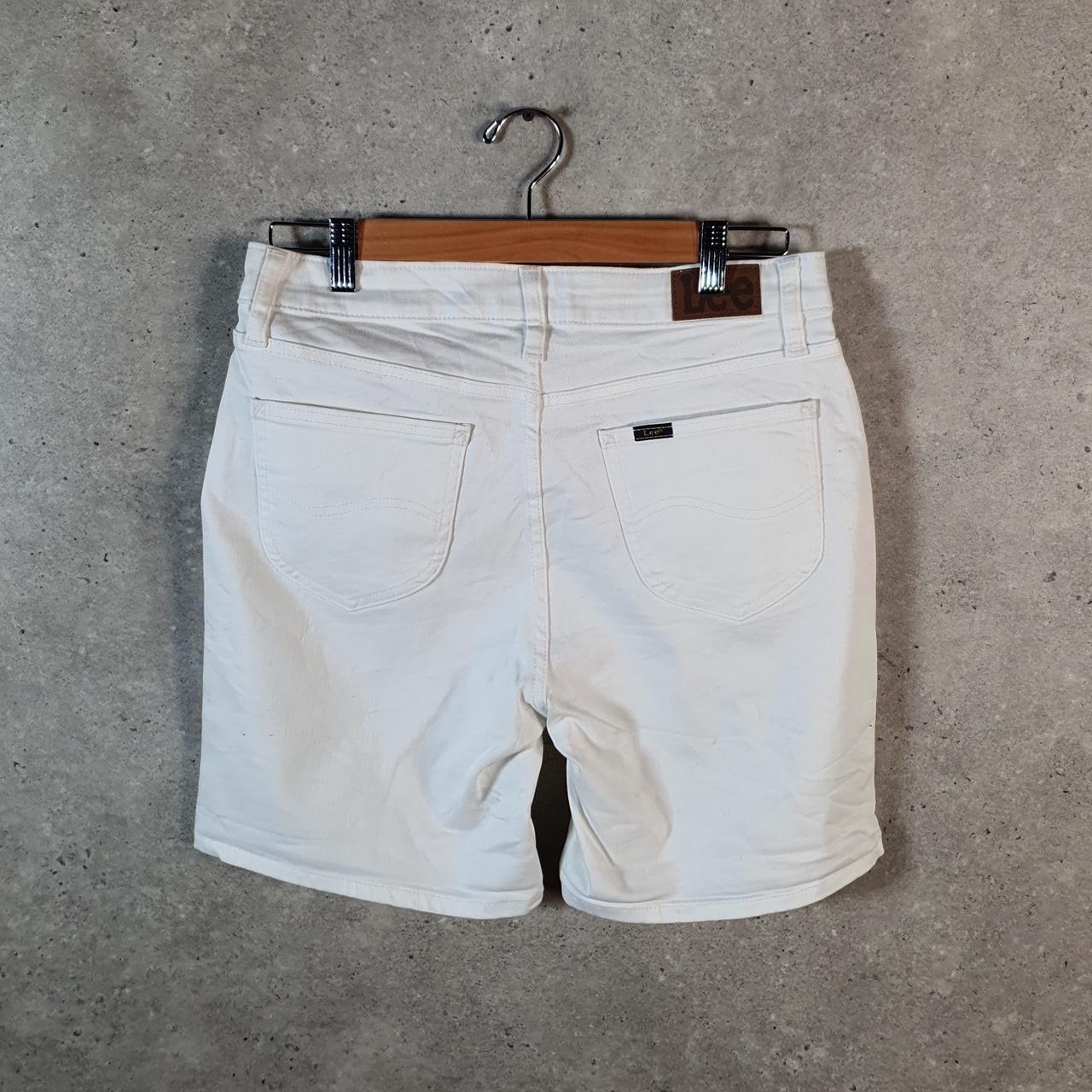 Vintage Lee Mid Rise Baggy Shorts Jorts Cargo Womens W30 White Relaxed Denim A4557