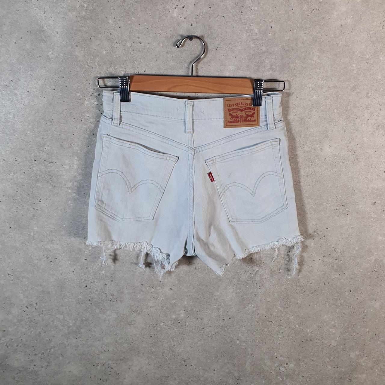 Vintage Levi’s Cut Off Shorts Jorts Cargo Womens W27 Blue Relaxed Denim